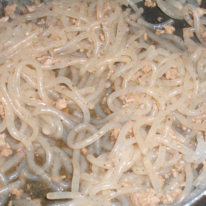 ::糸こんとミンチの オイスター炒め::